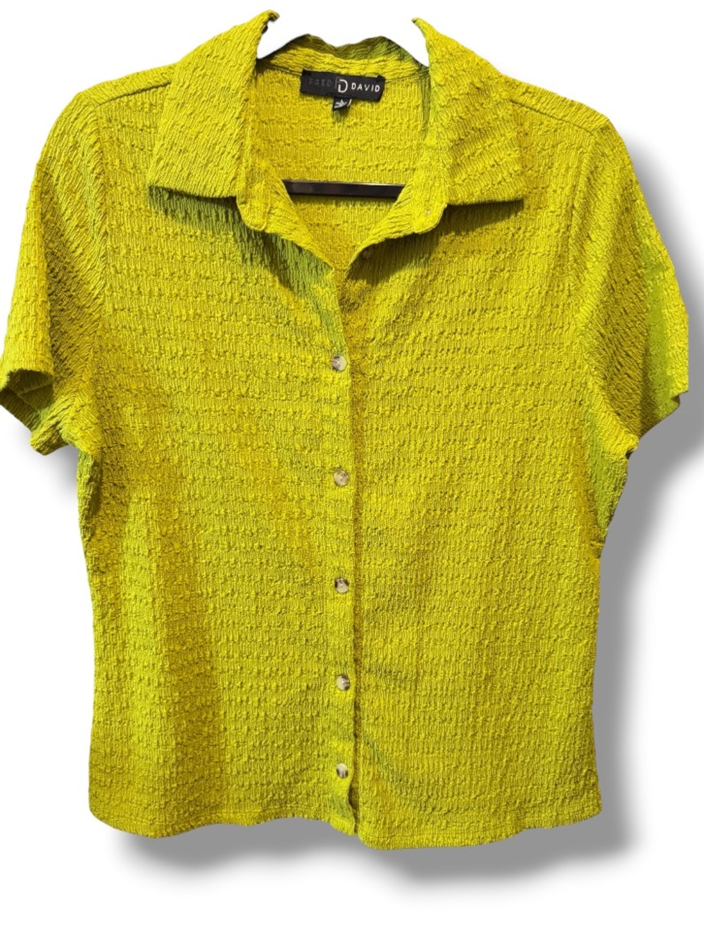 Fred David Women’s Yellow Green Collared Short Sleeve Button Textured Top